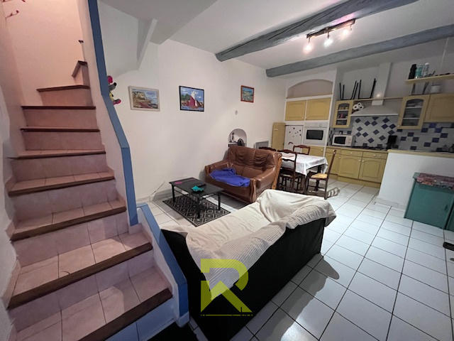 Maison de village - 94 m² - 6 pièces