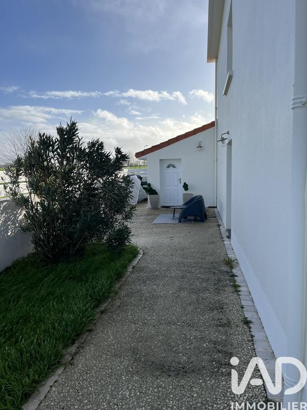 Maison - 206 m² - 7 pièces