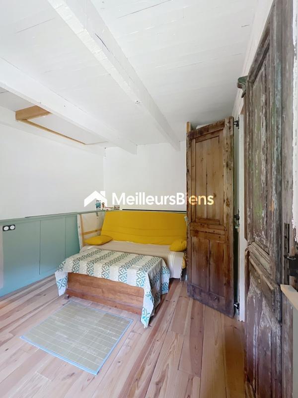 Propriété - 115 m² - 6 pièces