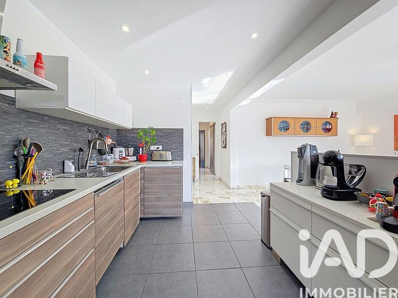 Appartement - 82 m² - 4 pièces