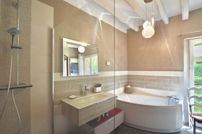 Villa - 185 m² - 6 pièces