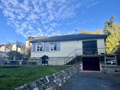 Maison - 106 m² - 5 pièces