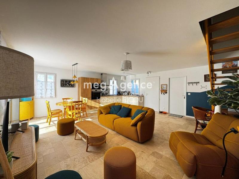 Maison traditionnelle - 96 m² - 4 pièces