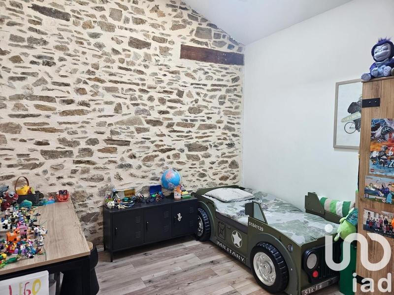 Maison de village - 250 m² - 11 pièces