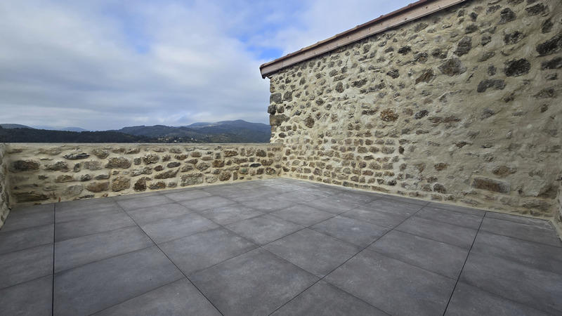 Maison - 167 m² - 6 pièces