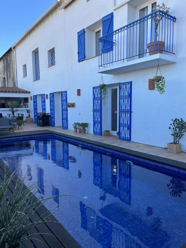 Mas - 315 m² - 5 pièces