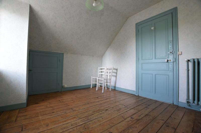 Maison - 300 m² - 15 pièces