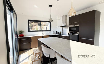 Maison - 139 m² - 5 pièces