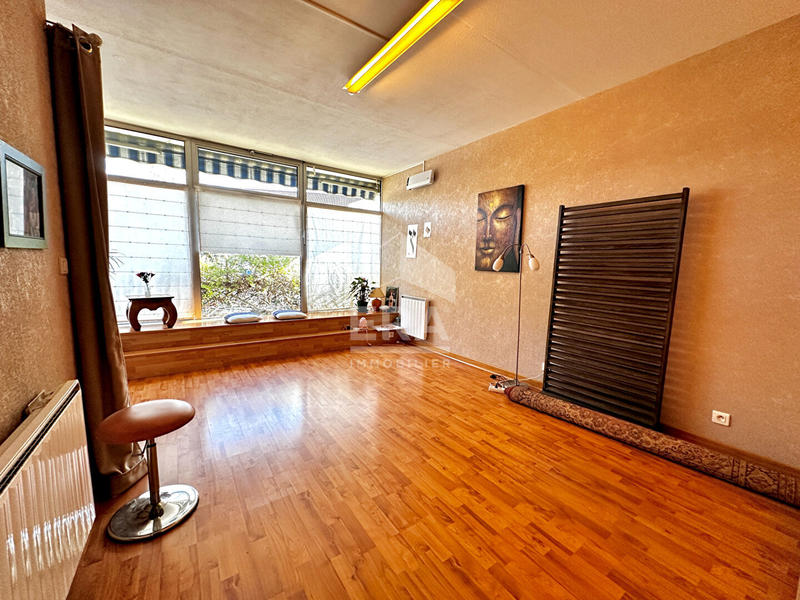 Local commercial - 50 m² - 2 pièces