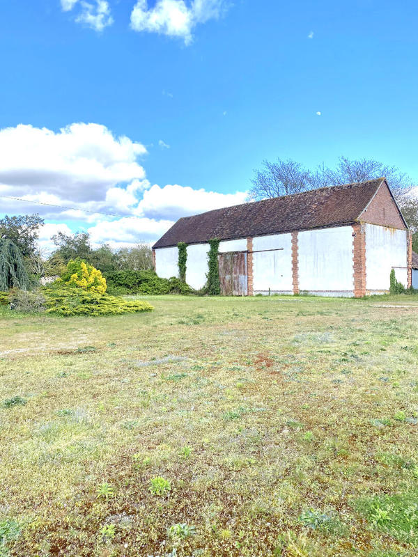 Maison - 280 m² - 9 pièces