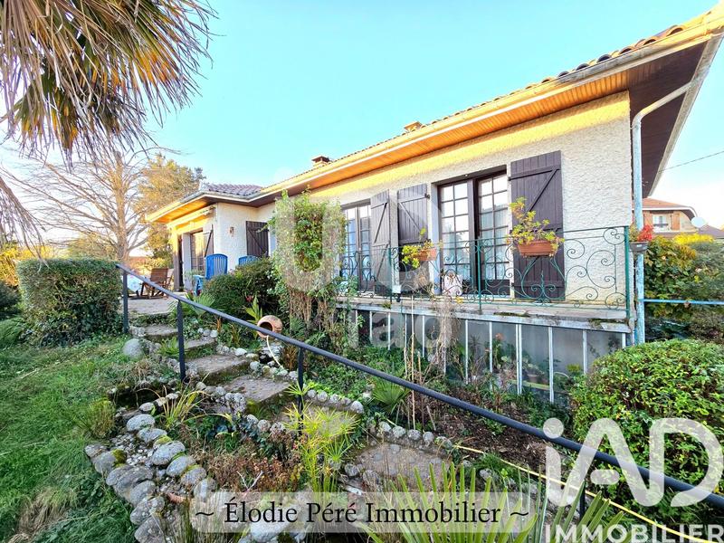 Maison - 104 m² - 4 pièces