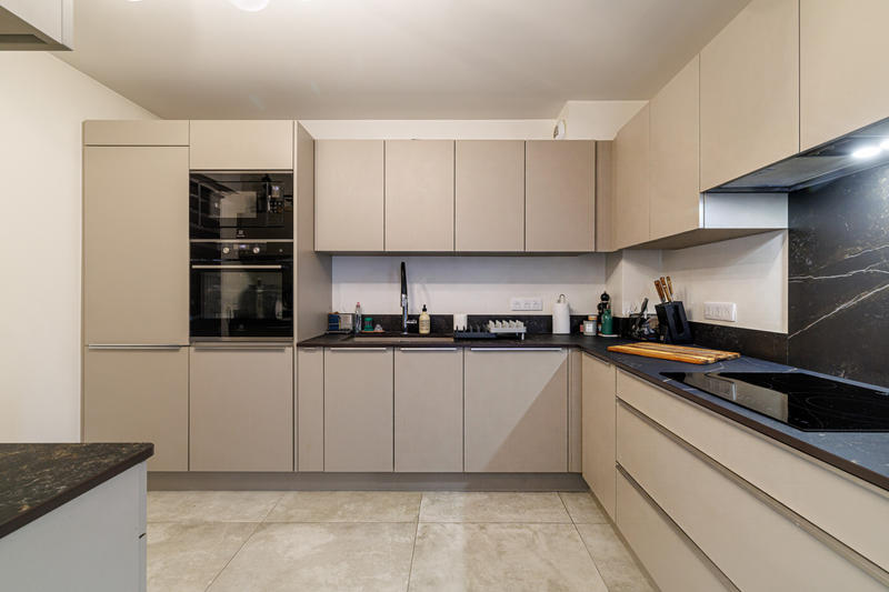 Appartement - 96 m² - 4 pièces