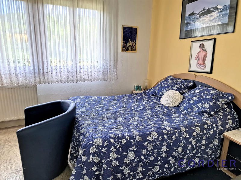 Maison - 100 m² - 6 pièces