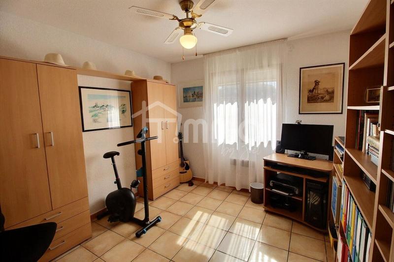 Villa - 90 m² - 4 pièces