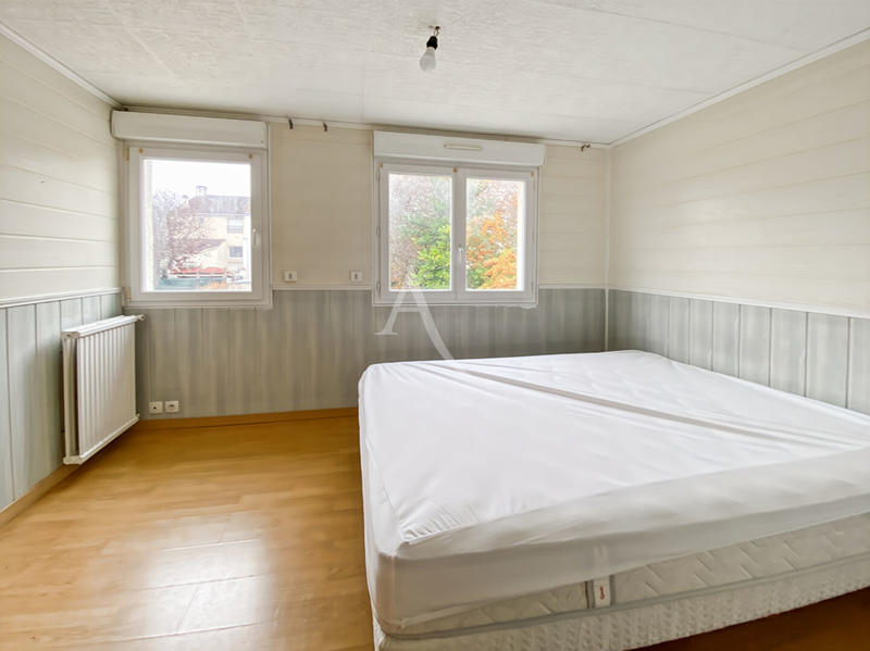 Maison - 103 m² - 6 pièces