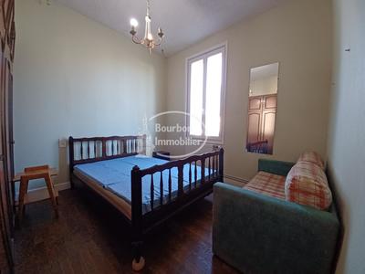 Maison - 52 m² - 5 pièces