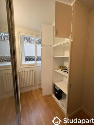 Hôtel particulier - 10 m² - 1 pièce