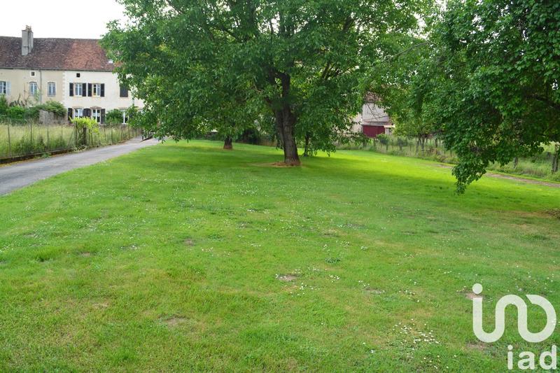 Maison - 410 m² - 10 pièces