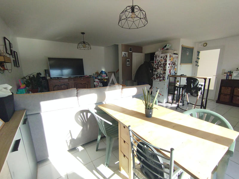 Maison - 174 m² - 5 pièces