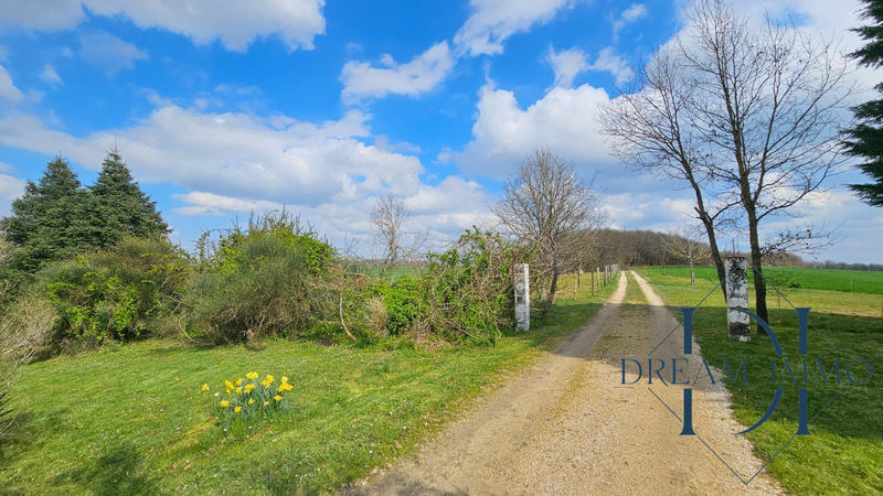 Maison - 308 m² - 5 pièces