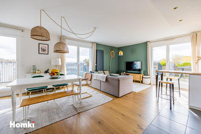 Appartement - 90 m² - 4 pièces