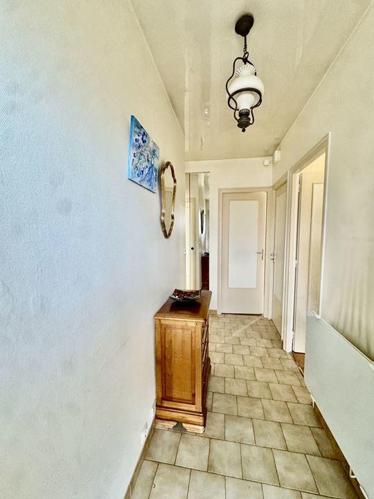 Maison traditionnelle - 91 m² - 4 pièces