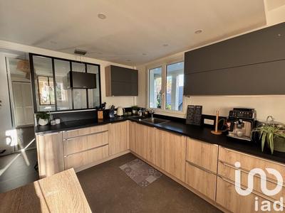 Maison - 168 m² - 8 pièces