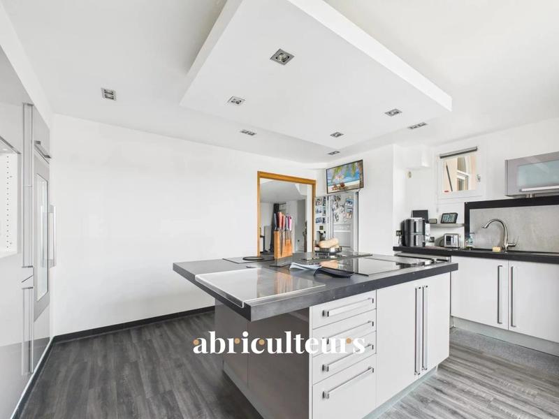 Appartement ancien - 162 m² - 6 pièces