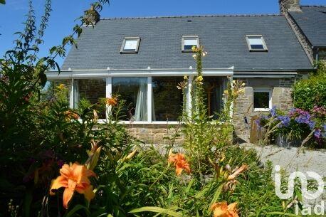 Maison - 180 m² - 11 pièces