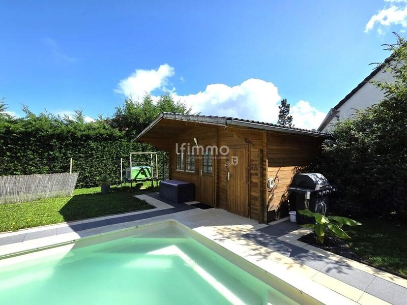 Maison - 160 m² - 8 pièces