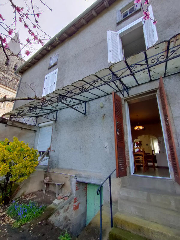 Maison - 145 m² - 7 pièces