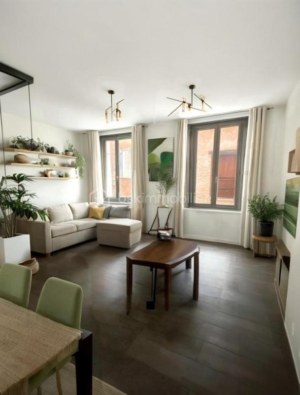 Studio - 24 m² - 1 pièce