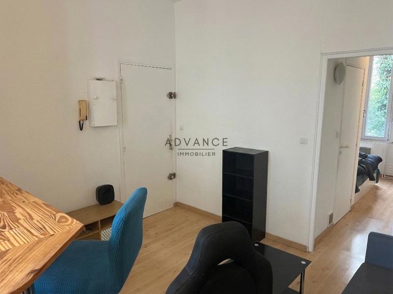 Studio - 27 m² - 2 pièces