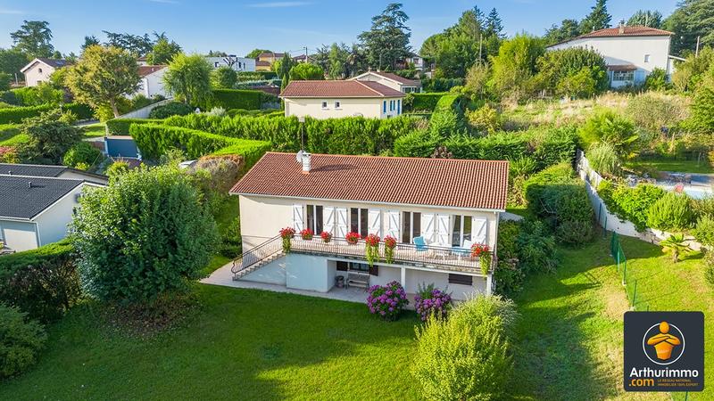 Maison - 92 m² - 4 pièces