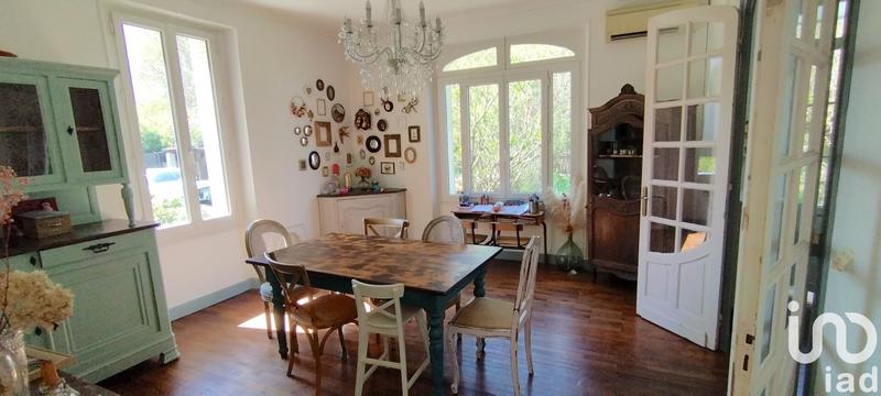 Maison - 205 m² - 9 pièces