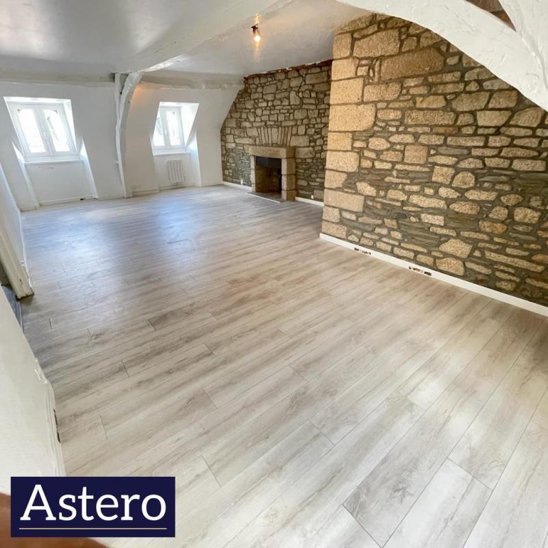 Appartement - 253 m² - 9 pièces