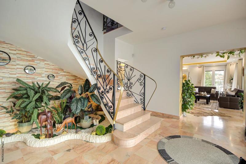 Maison - 188 m² - 6 pièces