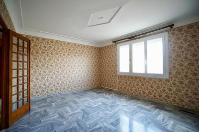 Appartement - 110 m² - 4 pièces