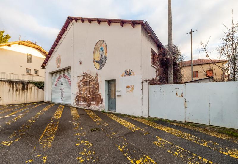 Local d'activité / Entrepôt - 250 m²