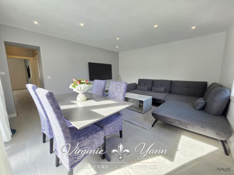 Maison - 145 m² - 5 pièces