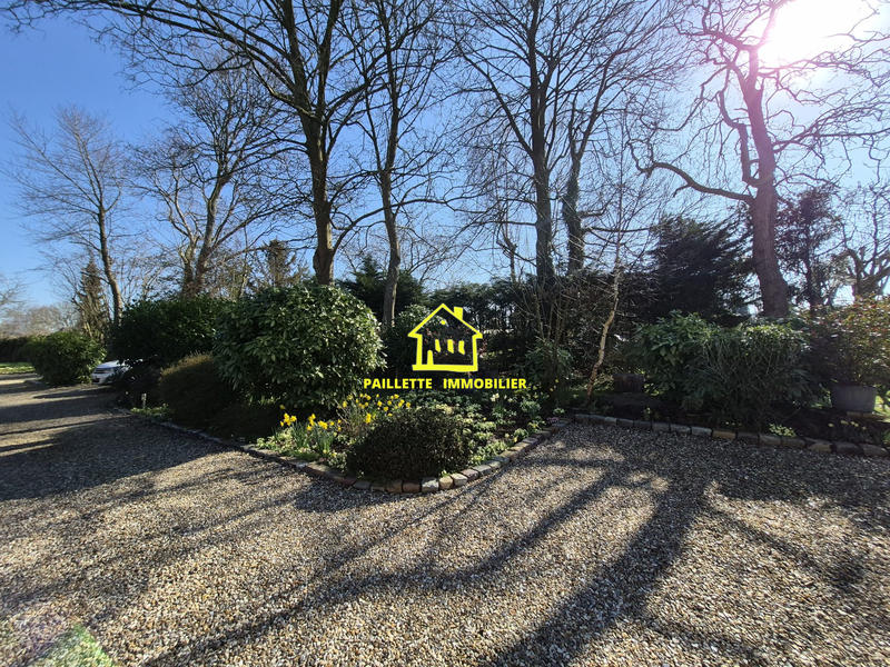 Maison - 262 m² - 7 pièces