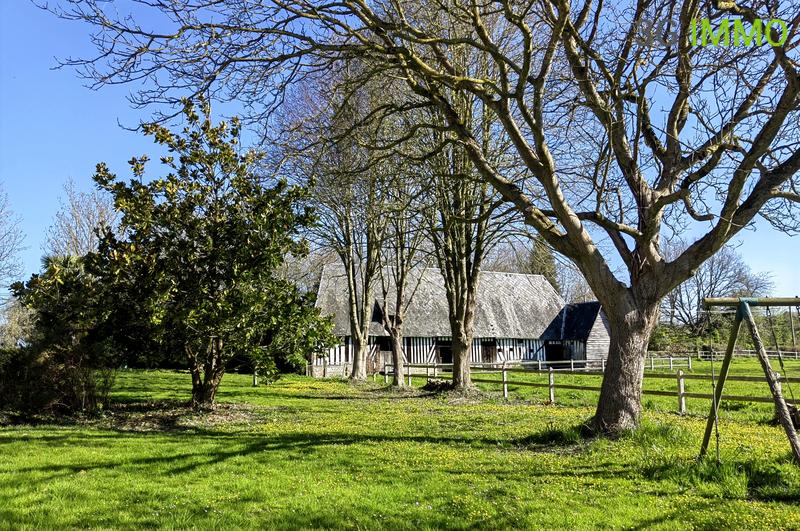 Propriété - 320 m² - 9 pièces