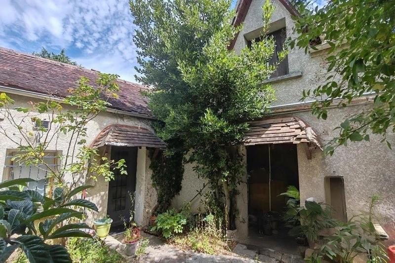 Maison - 96 m² - 5 pièces