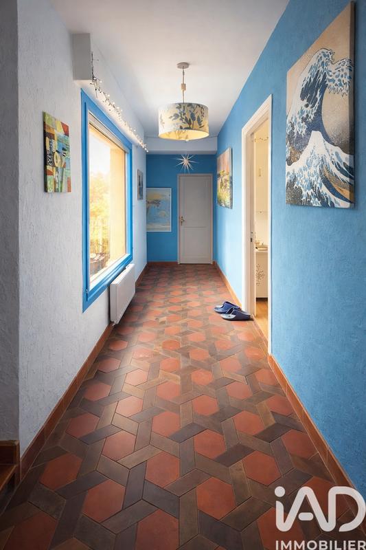 Maison - 218 m² - 6 pièces