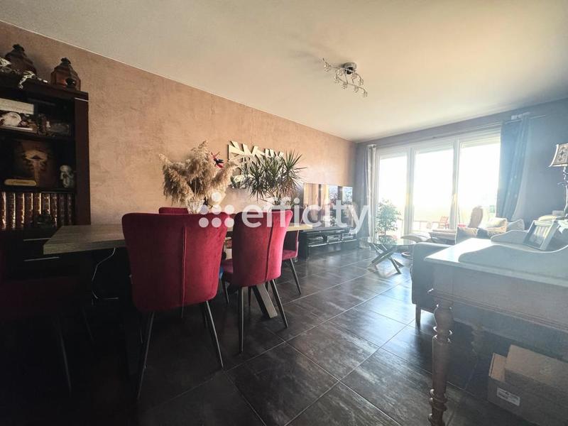 Appartement ancien - 115 m² - 5 pièces