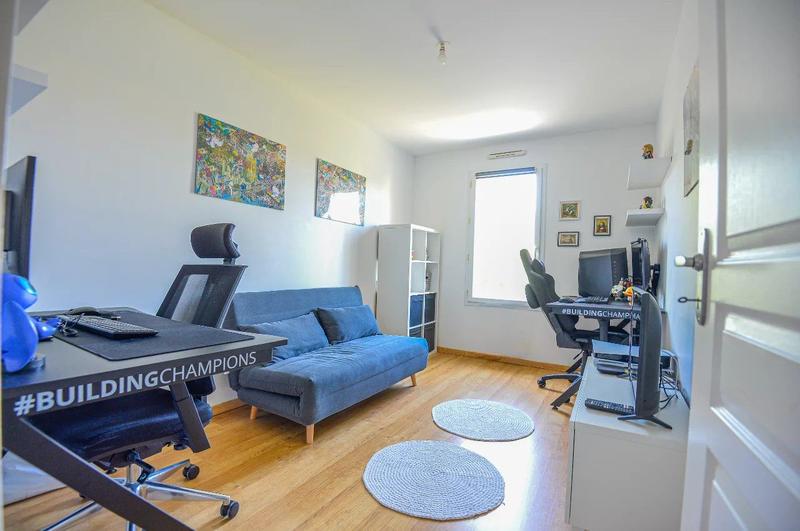 Maison - 103 m² - 6 pièces