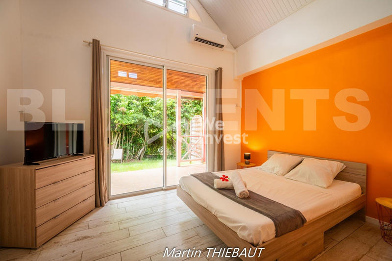 Maison - 270 m² - 13 pièces