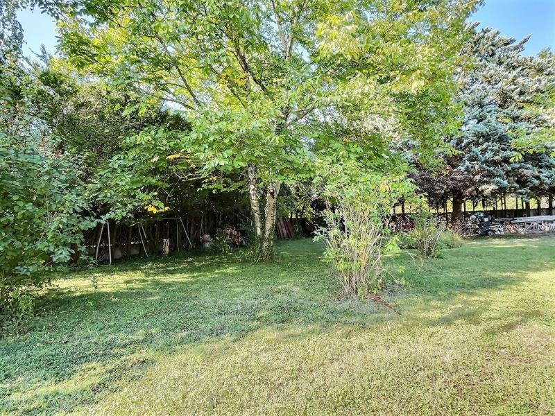 Maison - 257 m² - 9 pièces