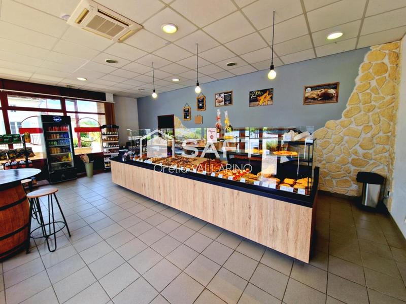 Local commercial - 140 m²