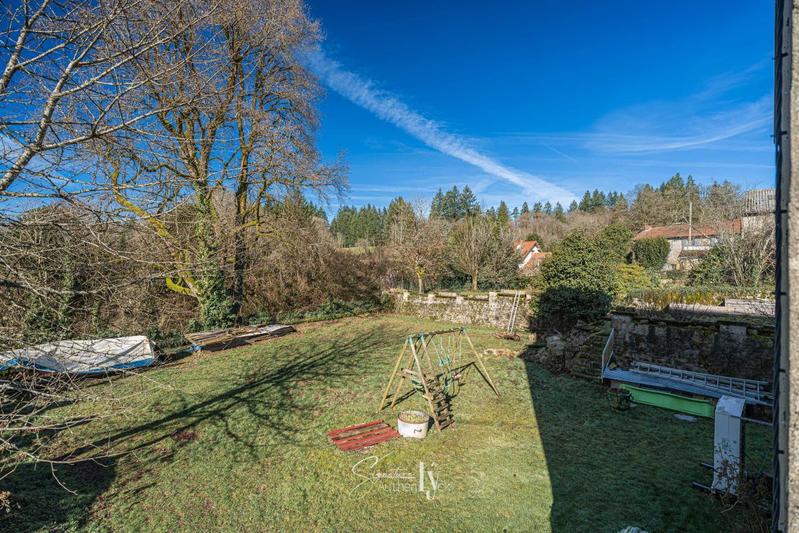 Maison - 95 m² - 4 pièces